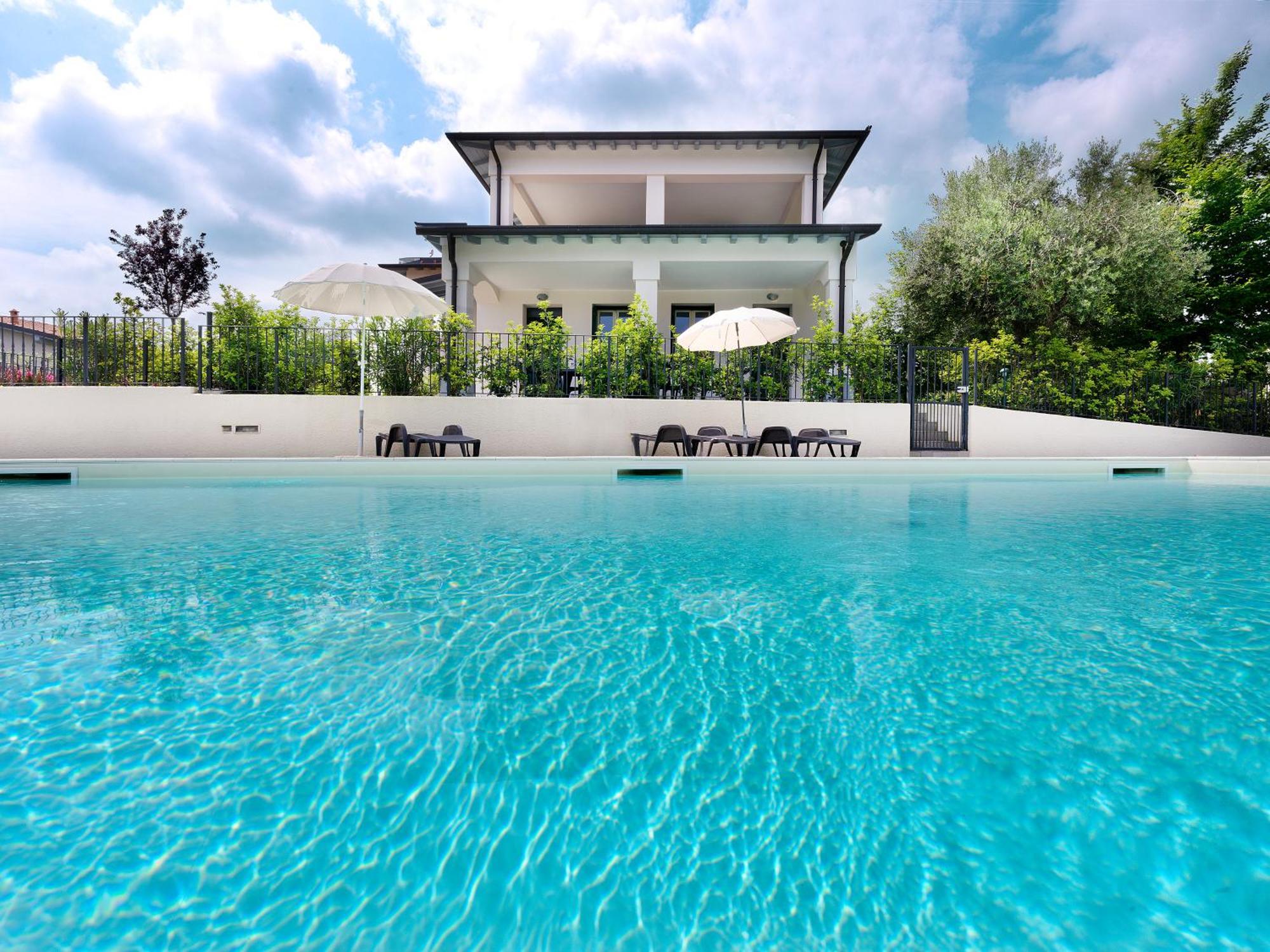 Residence Fiore Rosso Sirmione Kültér fotó