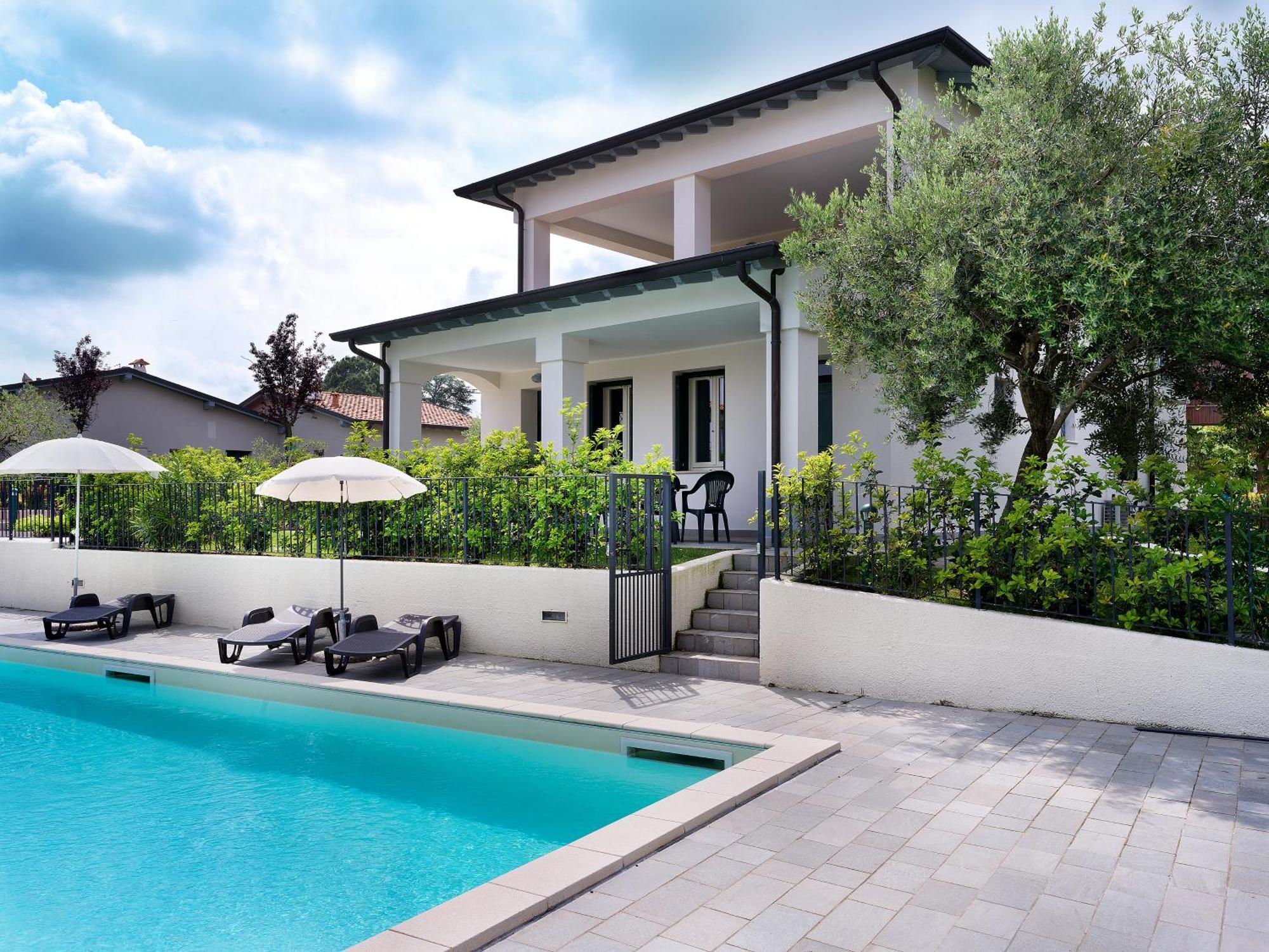 Residence Fiore Rosso Sirmione Kültér fotó